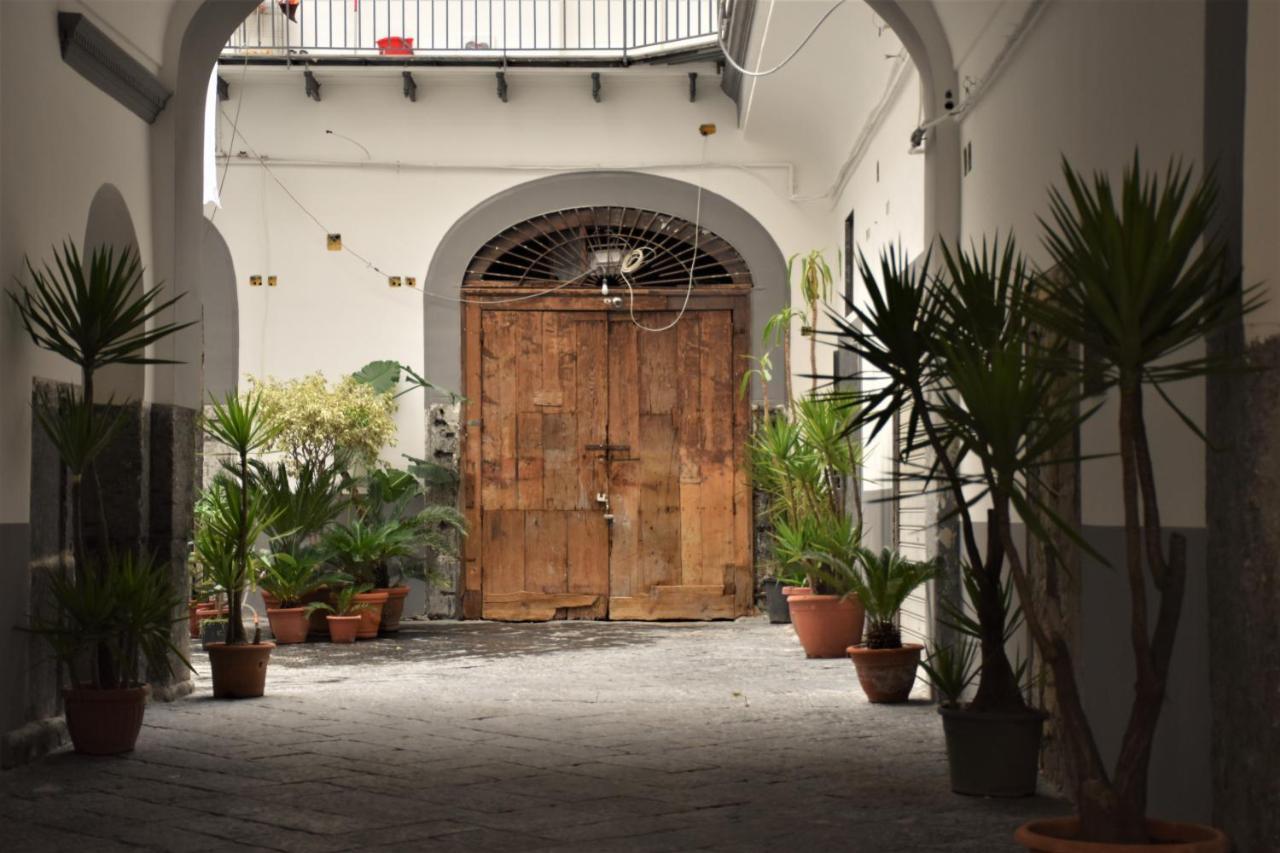 Varriale House Free Parking For Small Cars Only Neapel Exterior foto