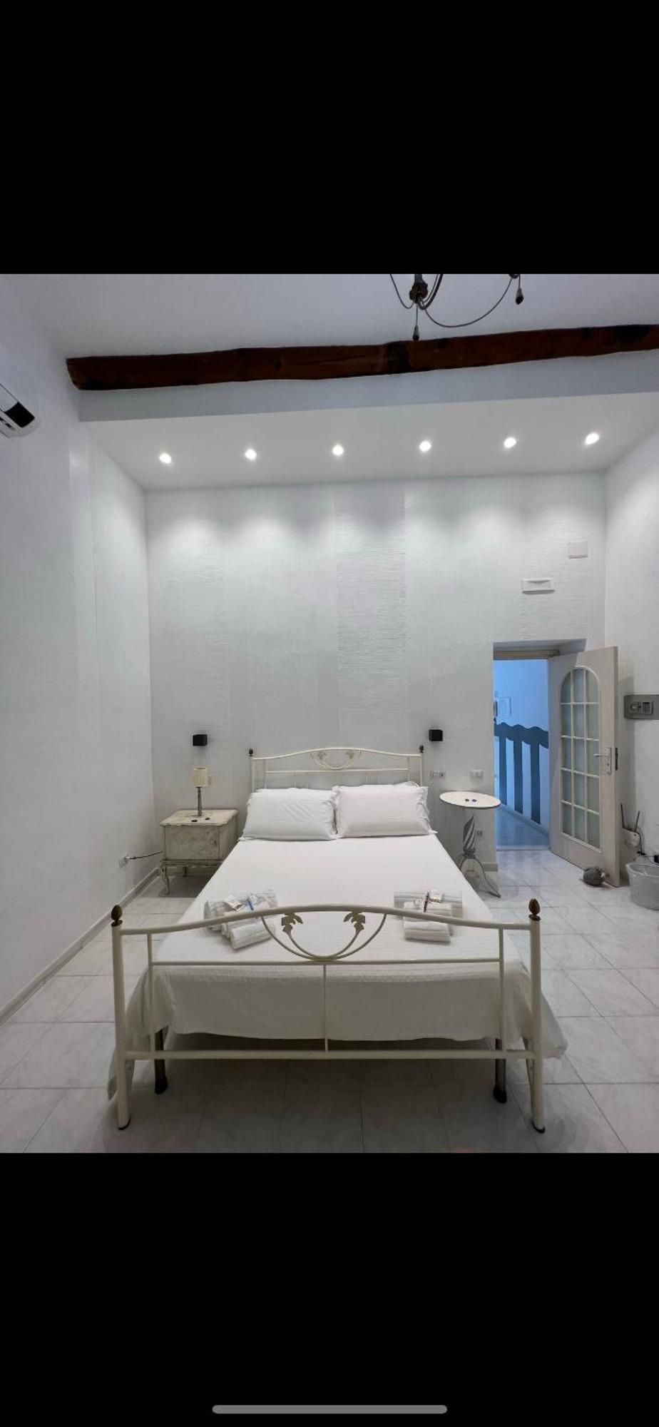 Varriale House Free Parking For Small Cars Only Neapel Exterior foto