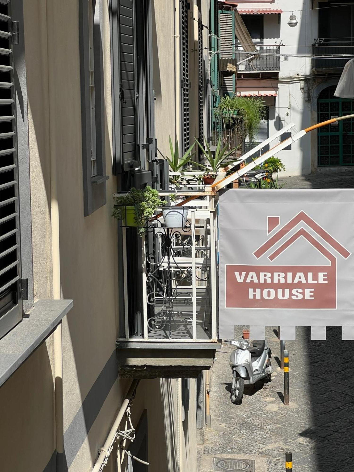 Varriale House Parking Free Small Car Neapel Exterior foto